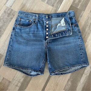 Levi's 501 Mid Thigh Denim Jean Short Size 32